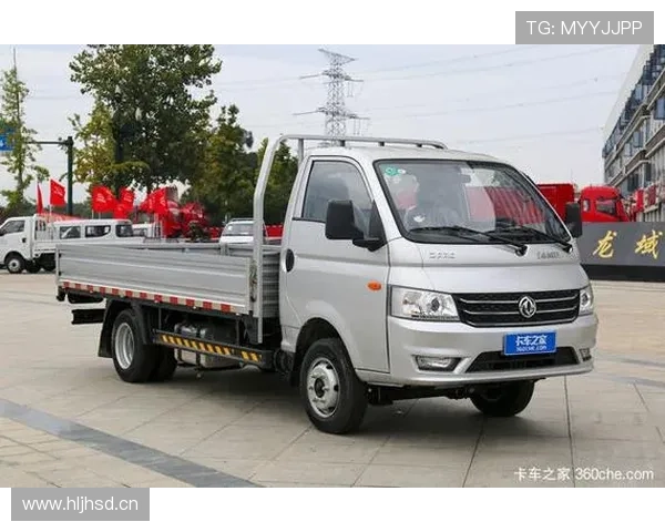 122马力柴油机配双后胎,货厢竟长达4米,详解东风小霸王W17轻卡